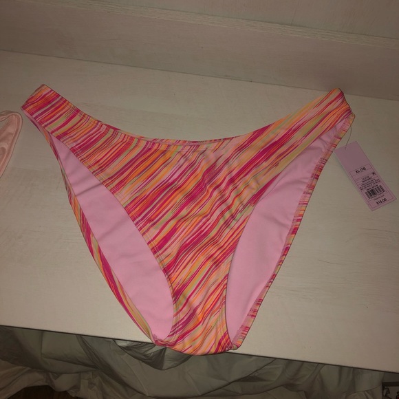 Pink stripe wild fable bikini bottoms  size XL (16) - Picture 1 of 5